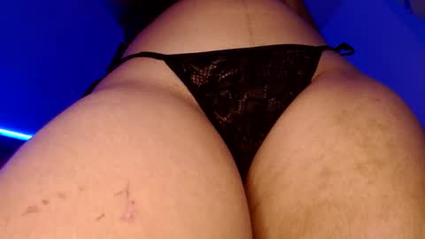      online show from October 22, 8:16 am