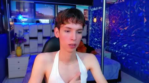 stefany piink online show from May 9, 12:34 pm