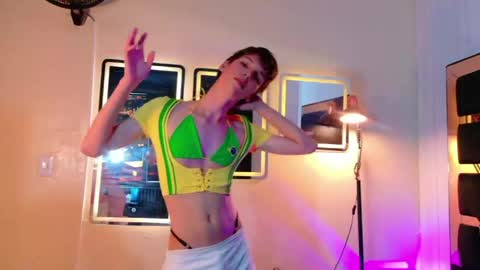 stefany piink online show from May 13, 4:49 pm