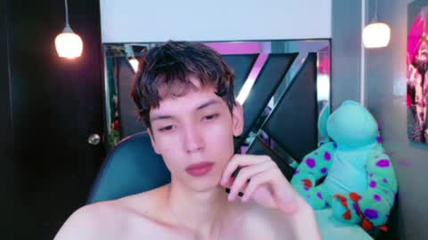 stefany piink online show from May 17, 12:49 pm
