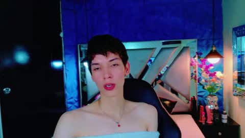 stefany piink online show from May 25, 12:35 pm