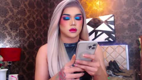 CALL ME STELLA online show from February 16, 1:38 am