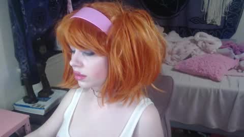 Snapshot of stellalocke chatting on November 2, 5:49 am StellaLocke online show from November 2, 5:49 am