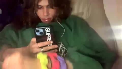 stxllaxcx online show from April 6, 2:28 pm