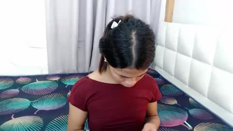 sugar_pixiee online show from May 30, 6:44 am