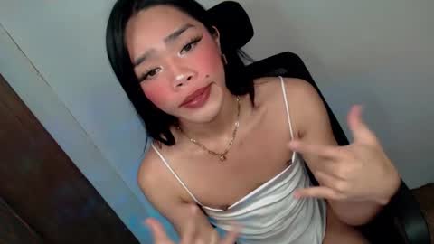 sultry_sirenxx online show from February 25, 1:41 am