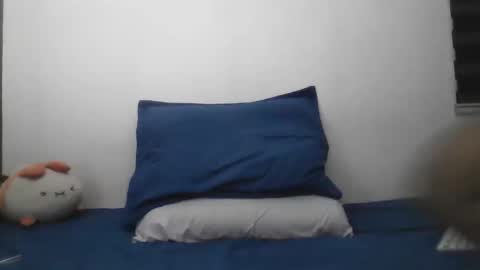 sunny_pebble online show from January 9, 5:23 am