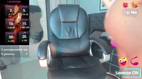 Vanessa online show from October 16, 5:30 am