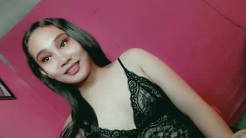 Snapshot of sweet_lover5 chatting on March 6, 3:31 am SWEET LOVE online show from March 6, 3:31 am