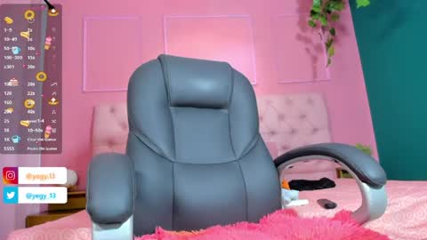 Yeileen online show from June 6, 10:17 pm