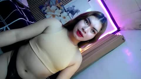 sweet_trexie online show from December 18, 2:50 am