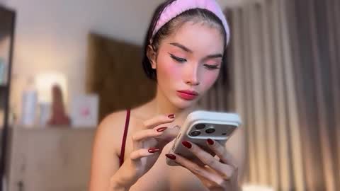 Candy online show from March 4, 6:56 pm