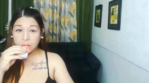 GoddessAira4uTS online show from December 26, 11:43 am