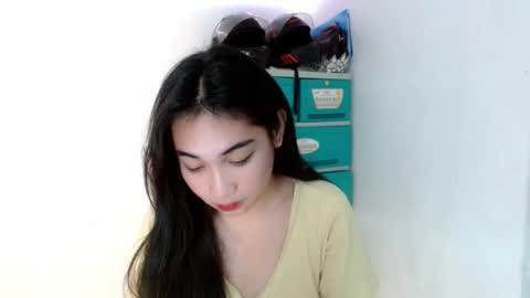 Lilly online show from February 1, 11:43 am