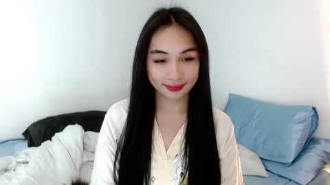 Lilly online show from February 24, 3:33 am