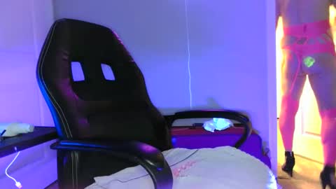 Sweetscar22 online show from December 28, 3:26 am