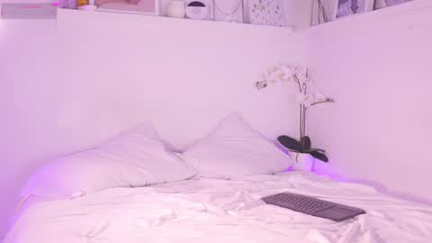 You can call me your Princess   online show from October 3, 1:33 pm