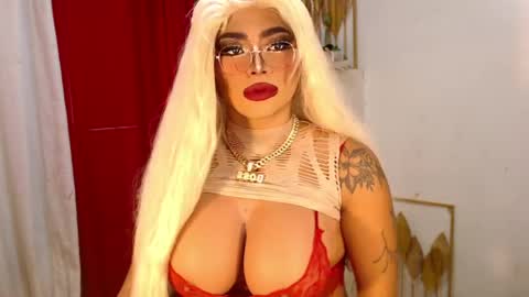tashaa online show from May 18, 2:11 am
