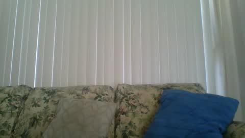 Snapshot of taylafox chatting on February 28, 7:35 pm taylafox online show from February 28, 7:35 pm