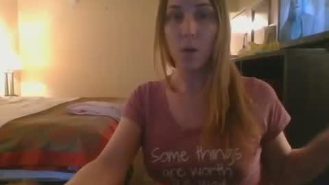 Snapshot of taylafox chatting on March 12, 6:33 pm taylafox online show from March 12, 6:33 pm