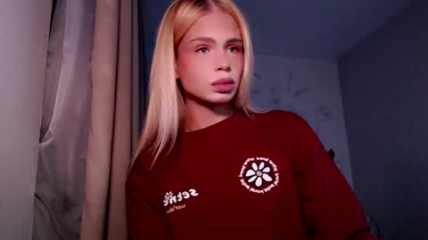 temberli online show from November 8, 3:51 am