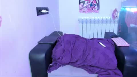 Kira online show from July 9, 3:54 am