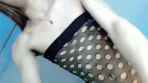 laisa online show from February 6, 10:32 pm