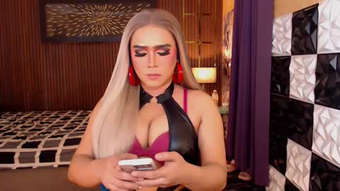 Paula online show from March 17, 8:49 am