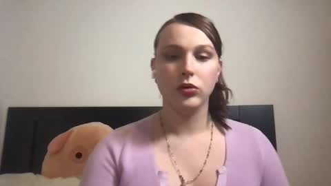 threalqueenaria online show from June 4, 1:41 am