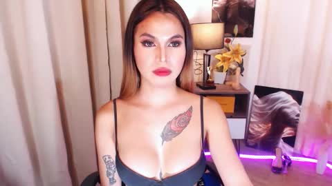 Selena the real cummer online show from December 20, 9:59 am