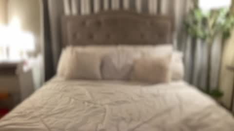 Selena the real cummer online show from April 3, 1:26 am