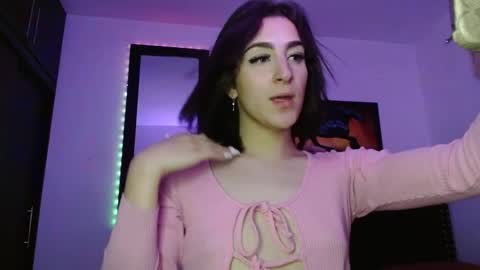 Snapshot of triana_damelio chatting on October 16, 12:55 am triana_damelio online show from October 16, 12:55 am