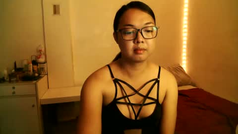 trisha online show from March 10, 9:40 pm