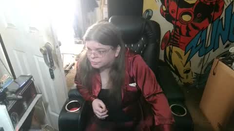 Anne online show from March 31, 8:49 am