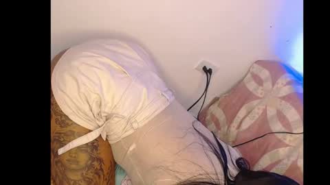 tutaina1 online show from February 12, 2:40 am