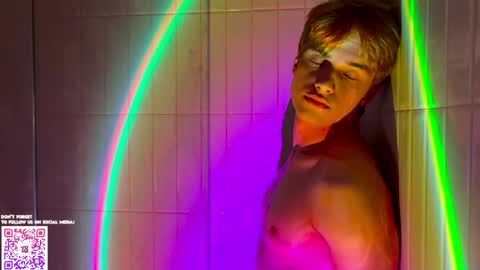 Molly and Nick online show from April 10, 9:31 pm