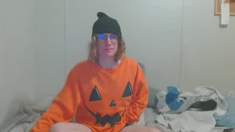 Snapshot of tyyyler93 chatting on February 23, 3:13 am TylerAlternative online show from February 23, 3:13 am