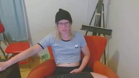Snapshot of tyyyler93 chatting on October 21, 12:36 am TylerAlternative online show from October 21, 12:36 am