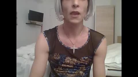 unadiosa online show from February 5, 9:03 am