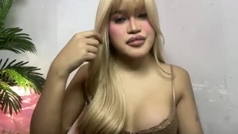 ur_bombshellpatty online show from March 29, 7:03 pm