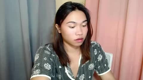 Alvie online show from May 17, 12:49 pm