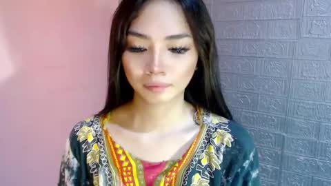 Clara online show from February 4, 5:10 am