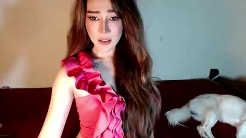 QUEEN ANGEL online show from December 18, 8:25 pm