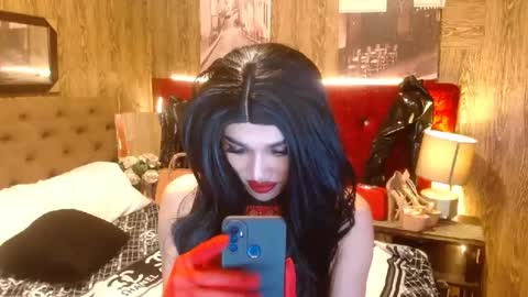 KENDALL online show from December 28, 3:48 pm