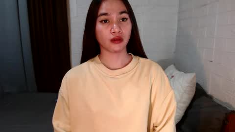 Snapshot of urhottylicious_cum chatting on January 30, 12:27 pm urhottylicious_cum online show from January 30, 12:27 pm