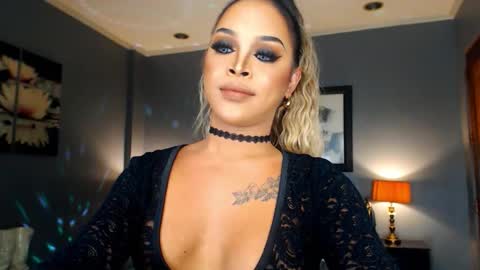 UrMajestyTyra online show from September 15, 3:22 am