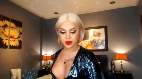 UrMajestyTyra online show from February 20, 2:07 am