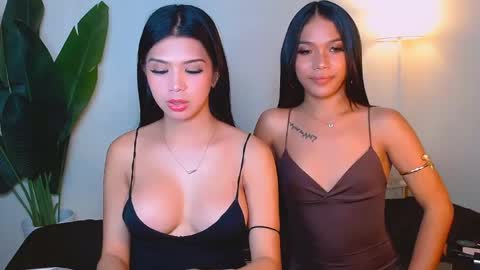 urwildest_margaret online show from April 18, 7:07 pm