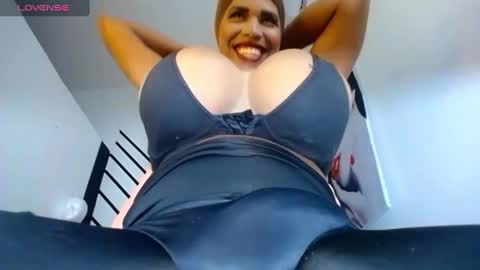 Snapshot of valentinabigcock23 chatting on September 29, 12:27 pm valentinabigcock23 online show from September 29, 12:27 pm