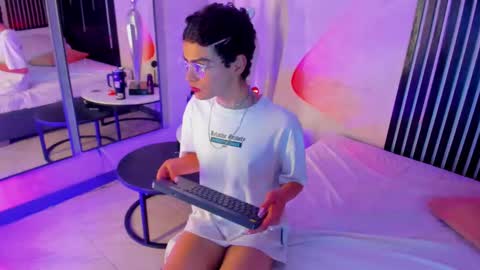 Snapshot of valentinaguerra1 chatting on October 17, 7:23 am valentinaguerra1 online show from October 17, 7:23 am